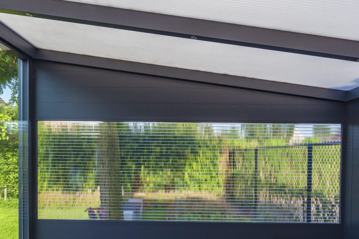 Seitenwand mit Fenster anthrazit Bausatz für BOSCO DeLuxe Terrassenüberdachung