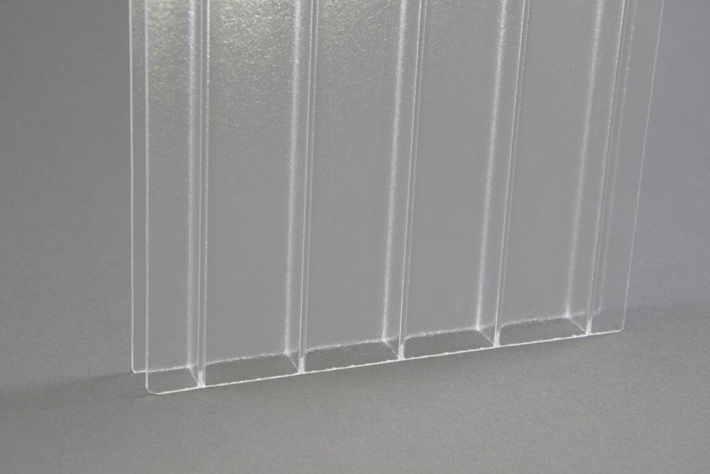 Stegplatte Highlux® Acrylglas 16mm, C-Struktur, 32mm Stegabstand, blendfrei, No Drip Beschichtung