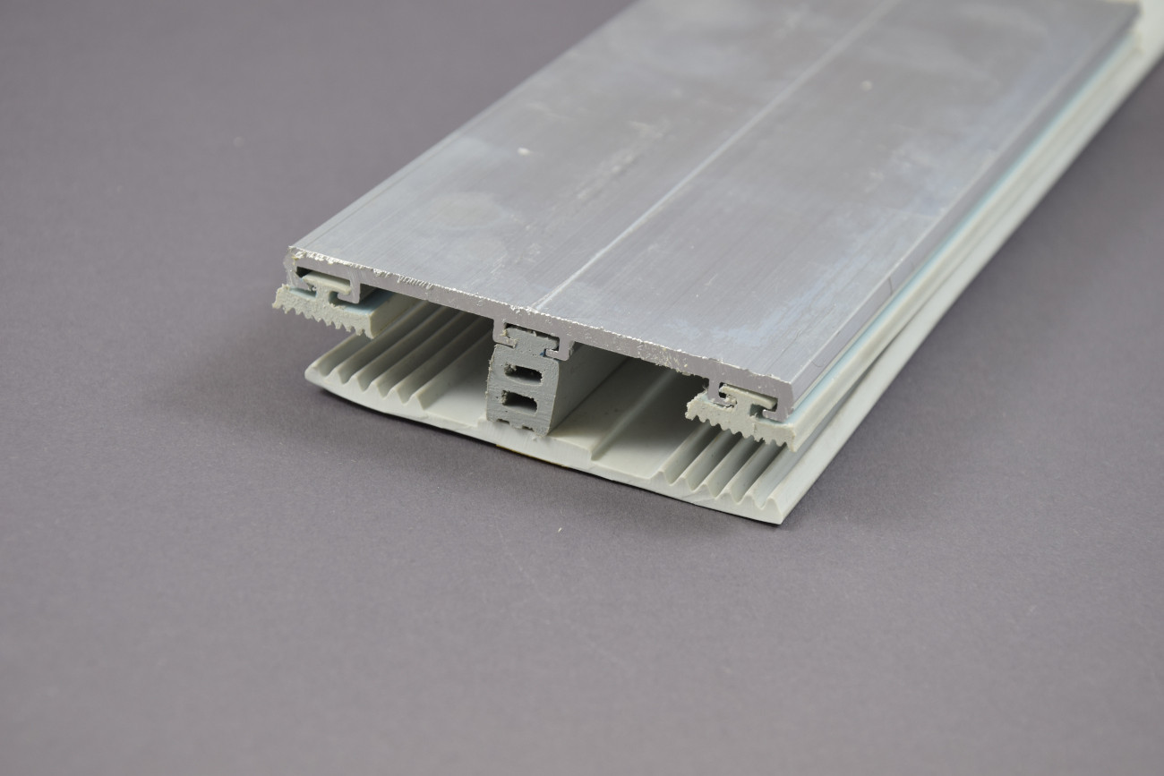 Glasprofil-Mitte70X5dWmOf7KVD