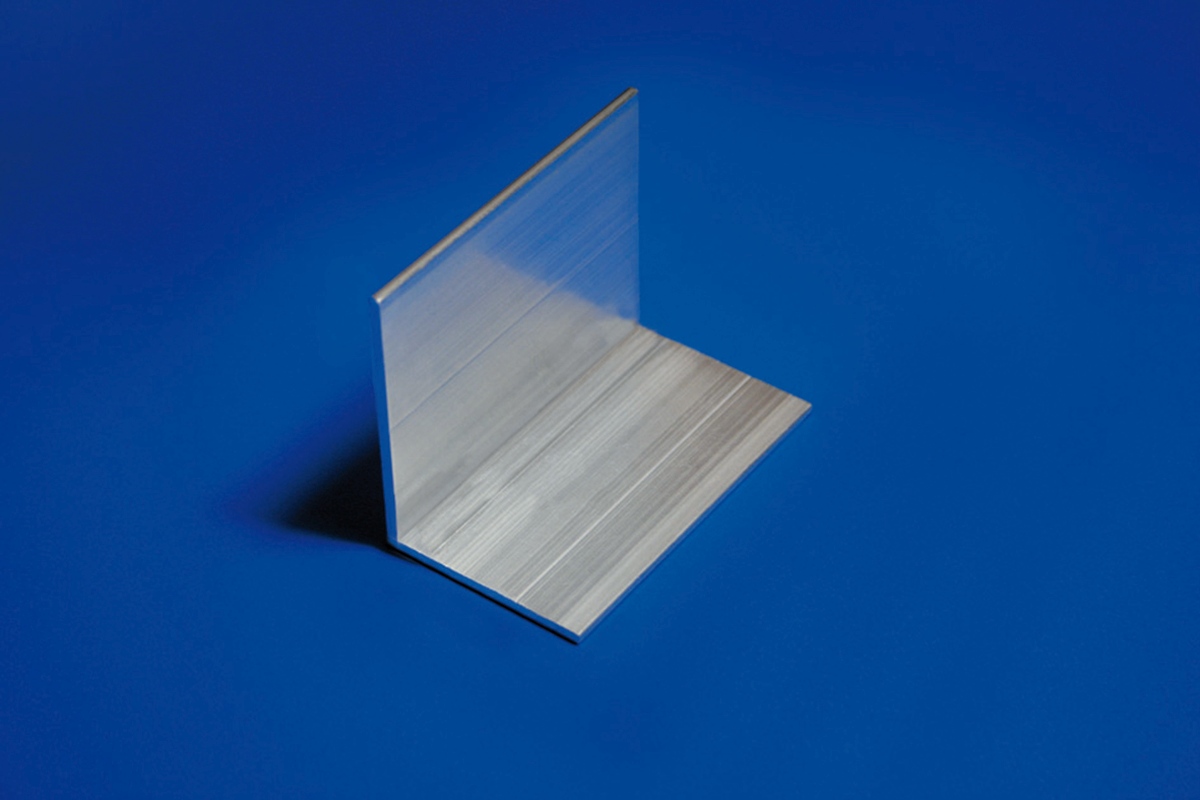 3430272_Abschlusswinkel